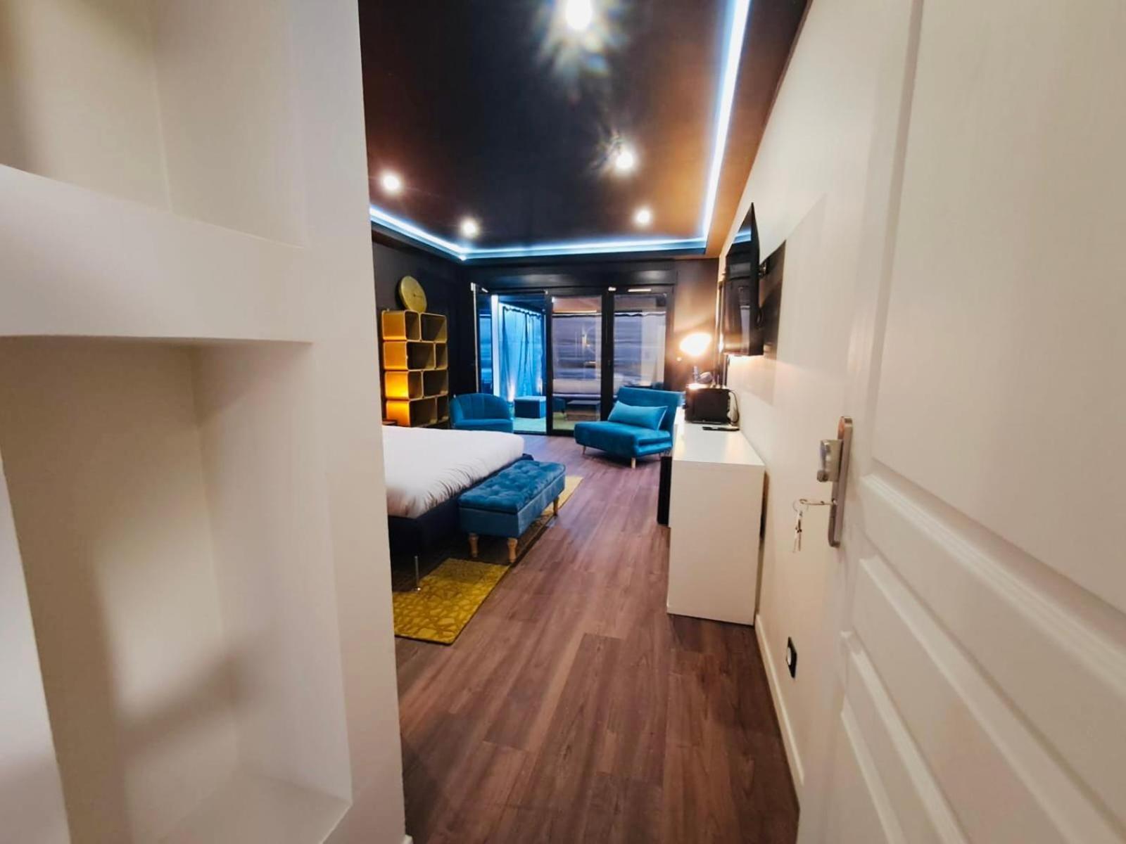 Belle Suite Metro 14 Paris Orly Exterior photo