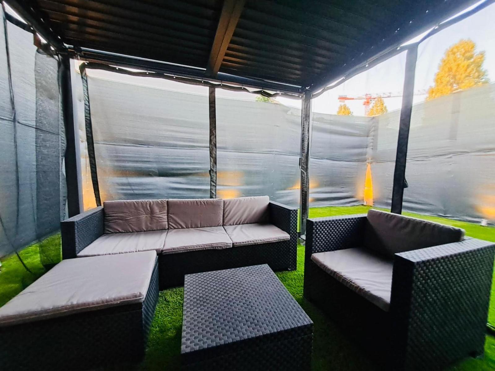 Belle Suite Metro 14 Paris Orly Exterior photo
