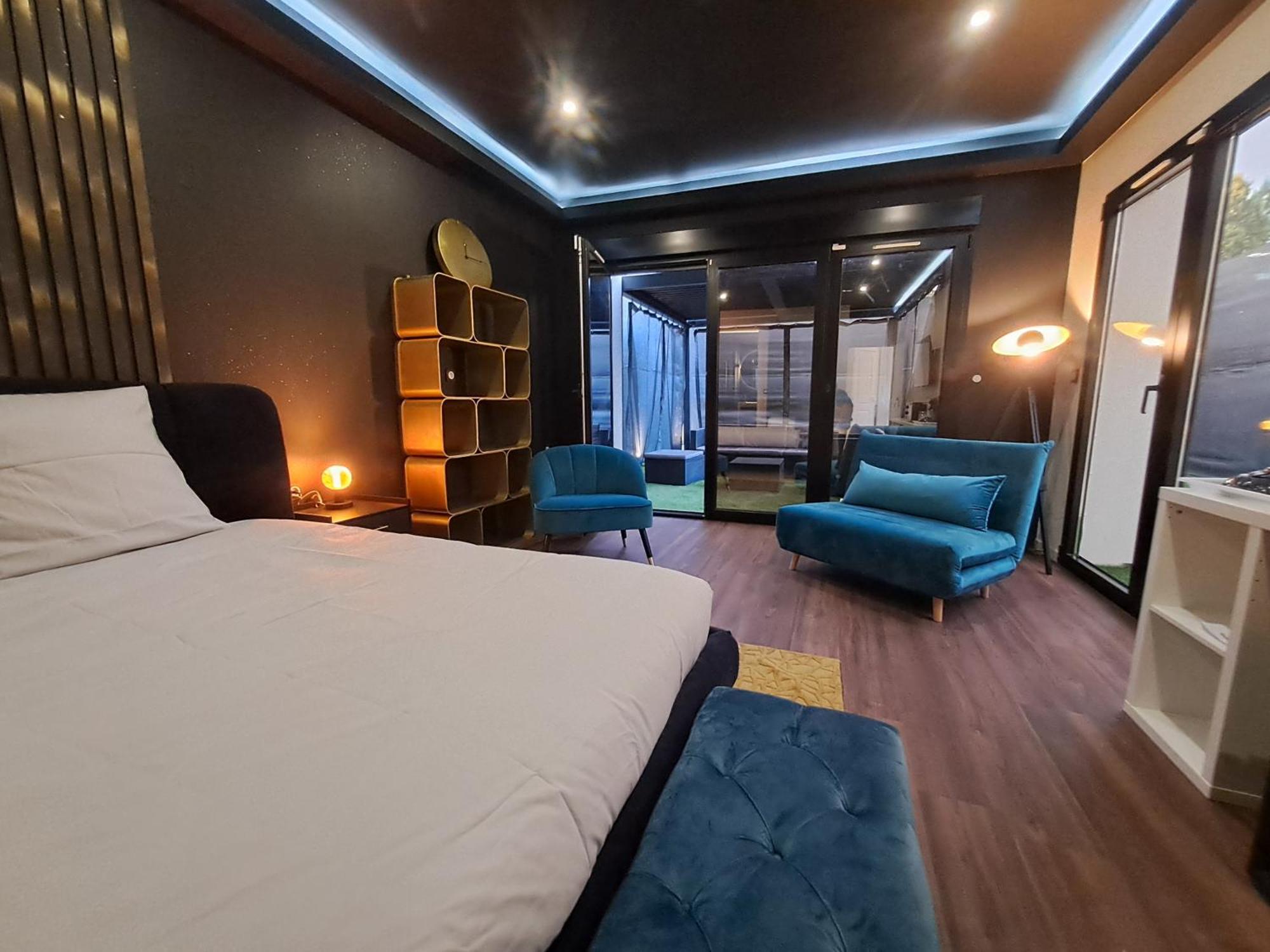 Belle Suite Metro 14 Paris Orly Exterior photo